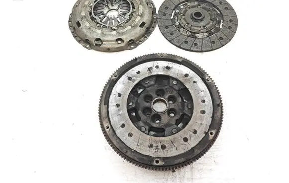 Volkswagen PASSAT B7 Clutch set kit 124060710
