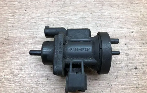 Mercedes-Benz B W245 Turbo solenoid valve 0005450427