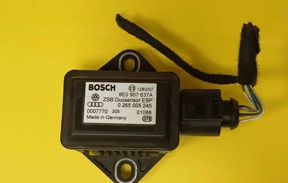 Audi A4 S4 B6 8E 8H ESP acceleration yaw rate sensor 8E0907637A 0265005245