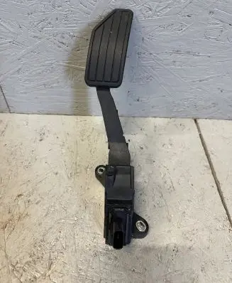 Subaru Outback (BT) Accelerator throttle pedal 36010AN02A 19308A2C 26196315419