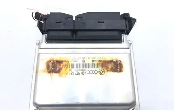 Volkswagen PASSAT B5 Engine control unit/module ECU 4D0907551F