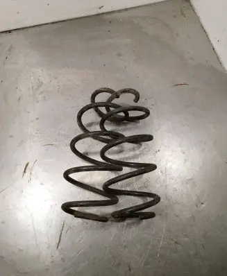 Volkswagen Touran II Front coil spring 