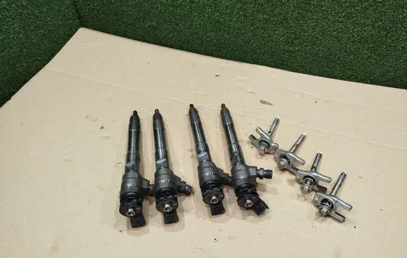 Renault Trafic III (X82) Fuel injectors set HMLGT9558R 0445110939