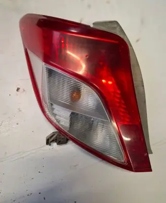 Toyota Yaris Rear/tail lights
