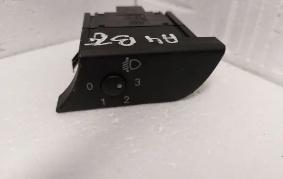Audi A4 S4 B6 8E 8H Headlight level height control switch 8E1919094