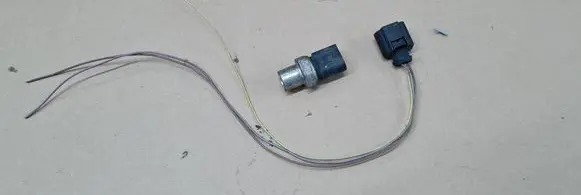 Audi Q5 SQ5 Air conditioning (A/C) pressure sensor 4H0959126