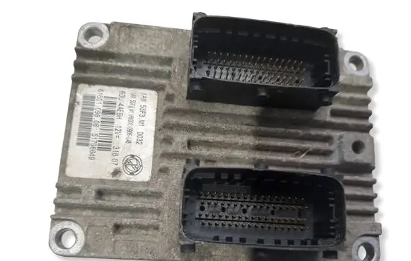 Fiat Punto (199) Engine control unit/module 51798649 6160109808