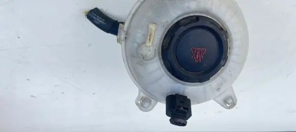 Volkswagen Golf VII Coolant expansion tank/reservoir 5Q0121407F