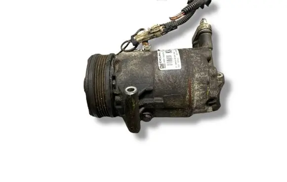 Opel Zafira B Air conditioning (A/C) compressor (pump) 13322147 9986181 401351739