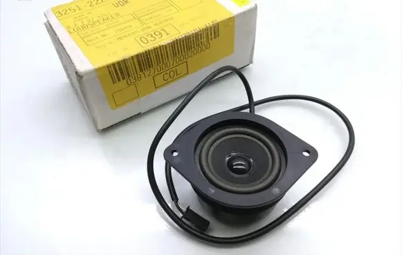 Mercedes-Benz C W203 Panel speaker B67875707 325122210