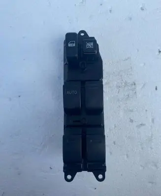 Toyota Prius (XW20) Window control relay 8482047040 515116M14704