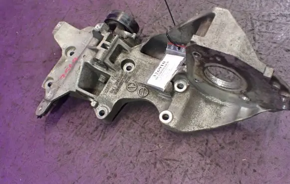 Generator/alternator bracket
