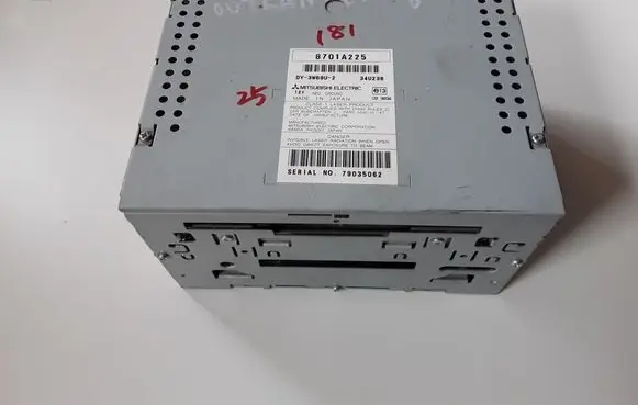 Mitsubishi Outlander Radio/CD/DVD/GPS head unit 8701A225