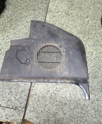 BMW 3 E30 Side speaker trim/cover 1935591