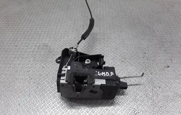 Opel Signum Front door lock 24447341