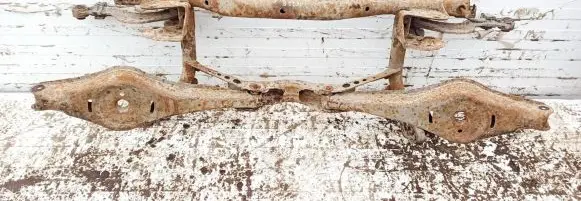 Volkswagen Touran I Rear subframe 