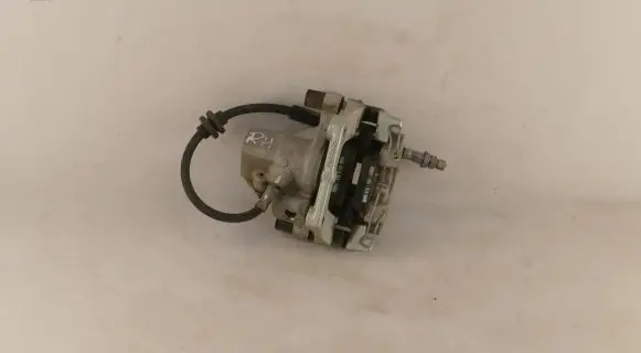 Ford Kuga II Rear brake caliper