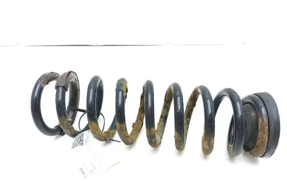 Hyundai i40 Rear coil spring