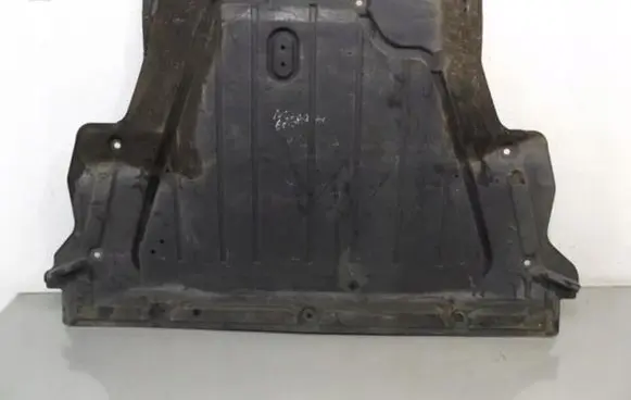 Nissan Qashqai Engine splash shield/under tray