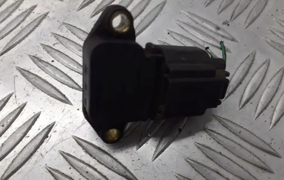 Ford Mondeo Mk III Air pressure sensor 4S7Q-9F479-AA