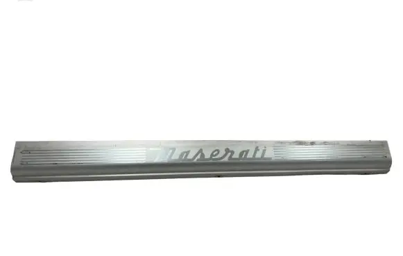Maserati 3200 GT Coupe Side skirt front trim 