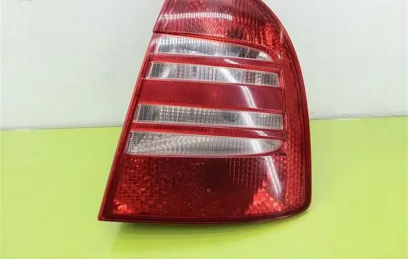 Skoda Superb B5 (3U) Rear/tail lights 3U5945096