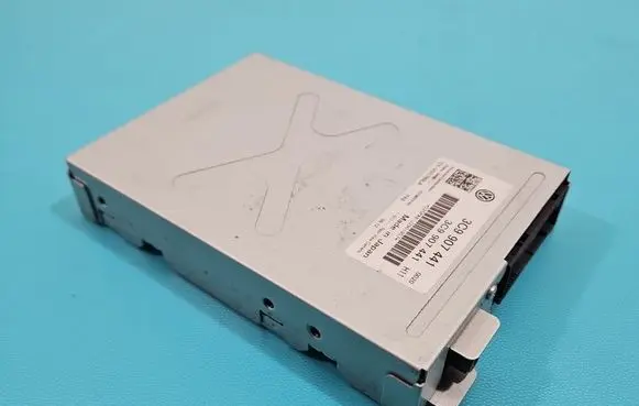 Volkswagen PASSAT B7 Central body control module 3C9907441 IMPRK1516529