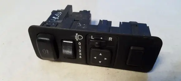 Mitsubishi Carisma Headlight level height control switch MR240907 09119