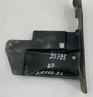 Toyota Sienna XL40 IV Front splash guards bracket 7586108020