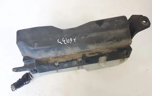 Toyota Avensis T250 Fuse box set 7058