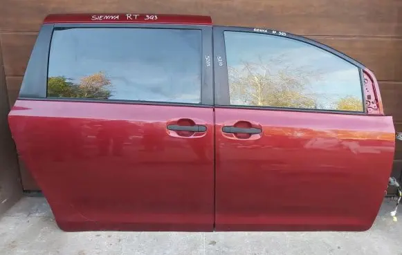 Toyota Sienna XL30 III Front door
