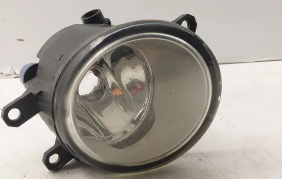 Toyota Avensis T250 Front fog light 89210657 812200D040