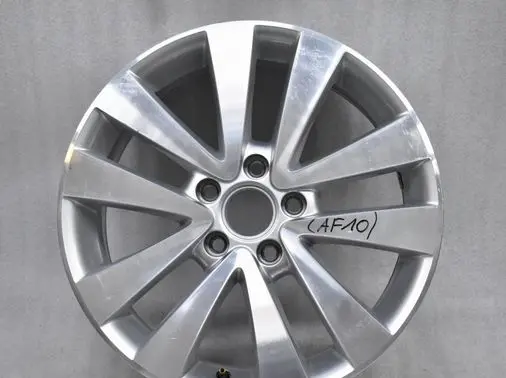 Volkswagen Golf VII R17 alloy rim 