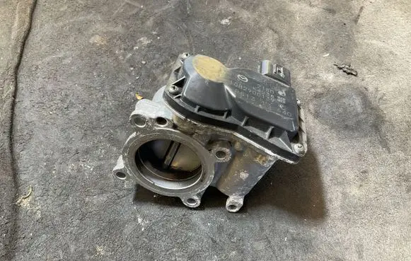 Mazda 2 Throttle body valve P51313640 10B2900139 2180