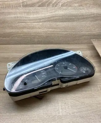 Volkswagen Sharan Speedometer (instrument cluster) 95VW10849NB 7M0919861C