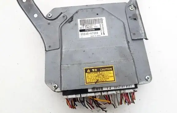 Toyota Prius (XW20) Engine control unit/module 8954047080