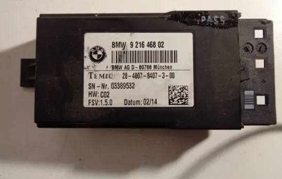 BMW 5 E60 E61 Seat heating relay 9216468