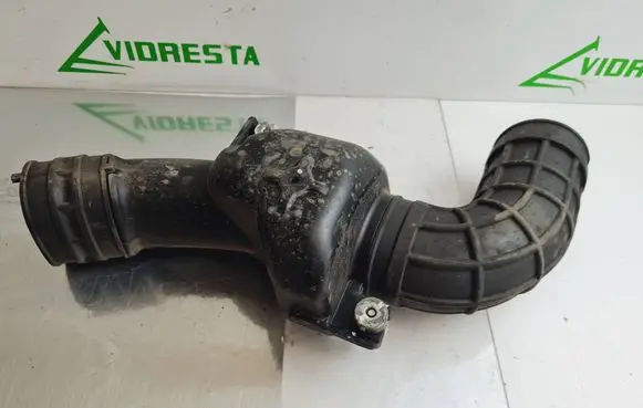 Honda CR-V Air intake duct part ATP152