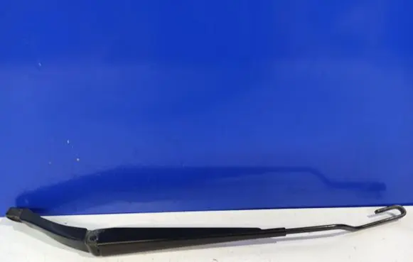 Volvo XC90 Windshield/front glass wiper blade 8620835