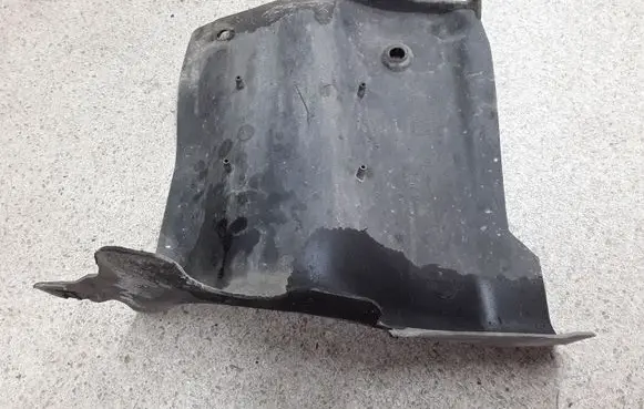 Alfa Romeo 159 Front bumper mounting bracket