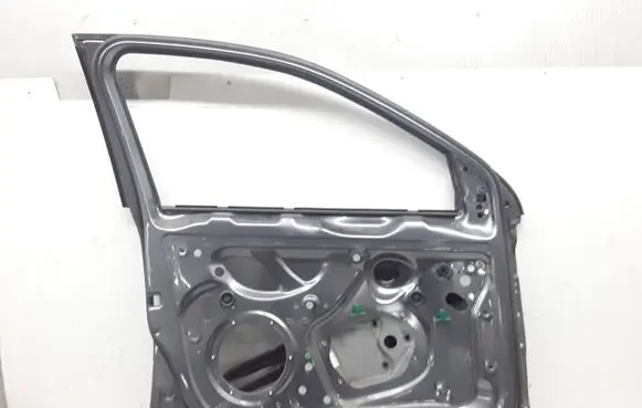 Volkswagen Jetta V Front door 1K5841311