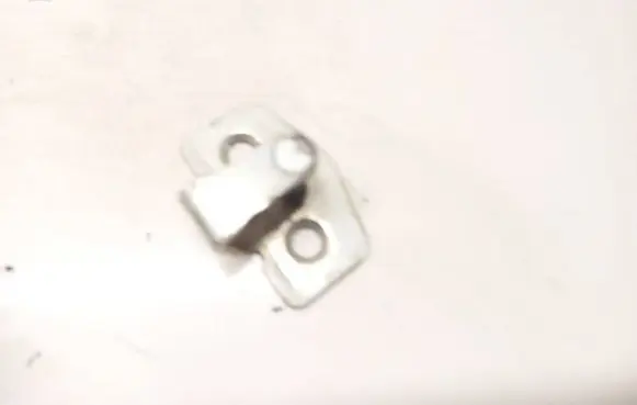 Opel Astra H Front door lock loop/hook striker GM5978