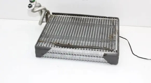Nissan Juke I F15 Heater blower radiator