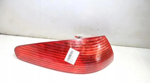 Peugeot 607 Rear/tail lights