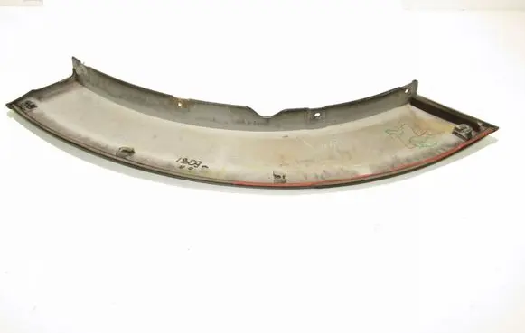 Mitsubishi Pajero Rear fender molding trim 