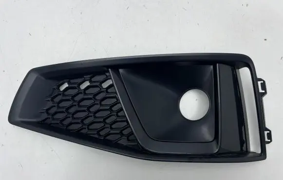 Audi A4 S4 B9 8W Front bumper lower grill 8W0807681B