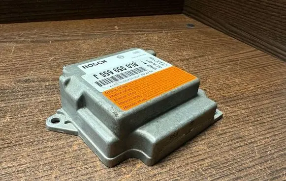 Audi A3 S3 8L Airbag control unit/module 8L0959655J 0285001352