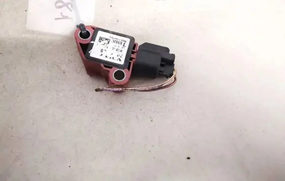 Volvo C30 Airbag deployment crash/impact sensor 30737138