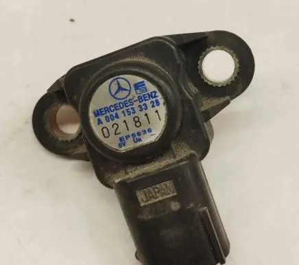 Mercedes-Benz C W203 Air pressure sensor 0041533328 A0041533328
