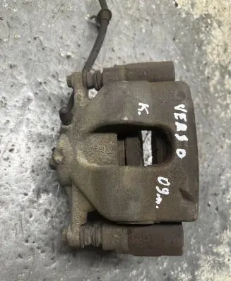 Toyota Verso Front brake caliper